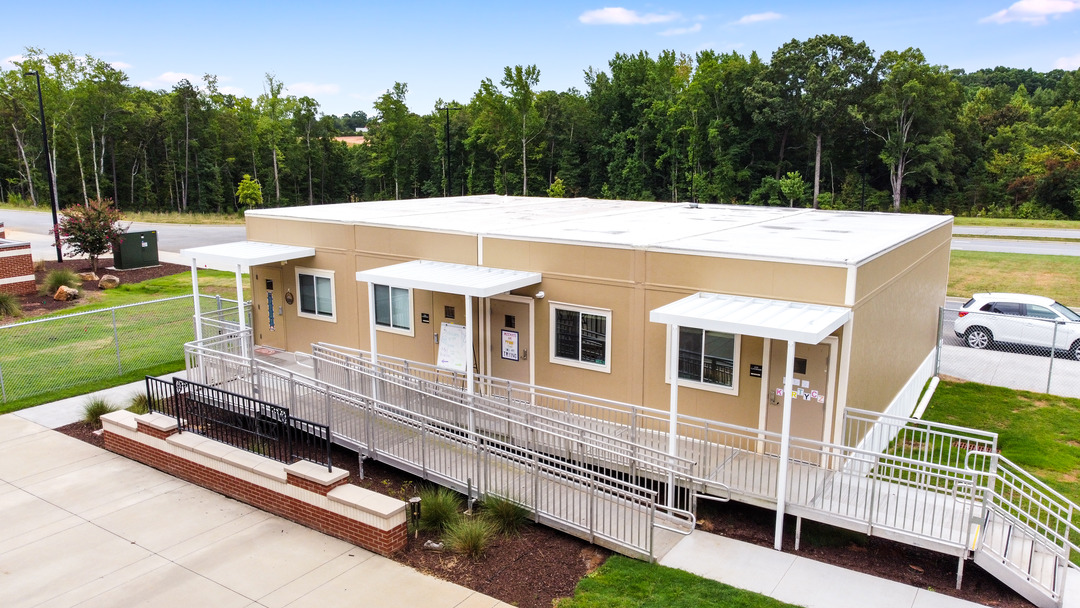 Modular Turnkey Office Space Solutions with Mobile Modular